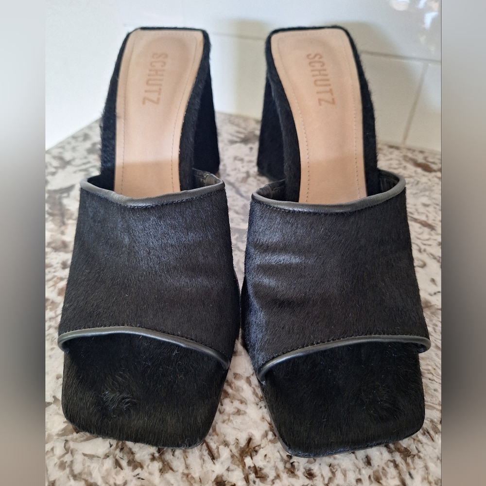 Schutz Black Women's Fur Leather Shoes Sandals Size 9.5‎ B